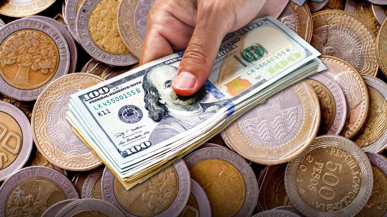 photologuephotos2023-10dolar_vs_pesosjpeg