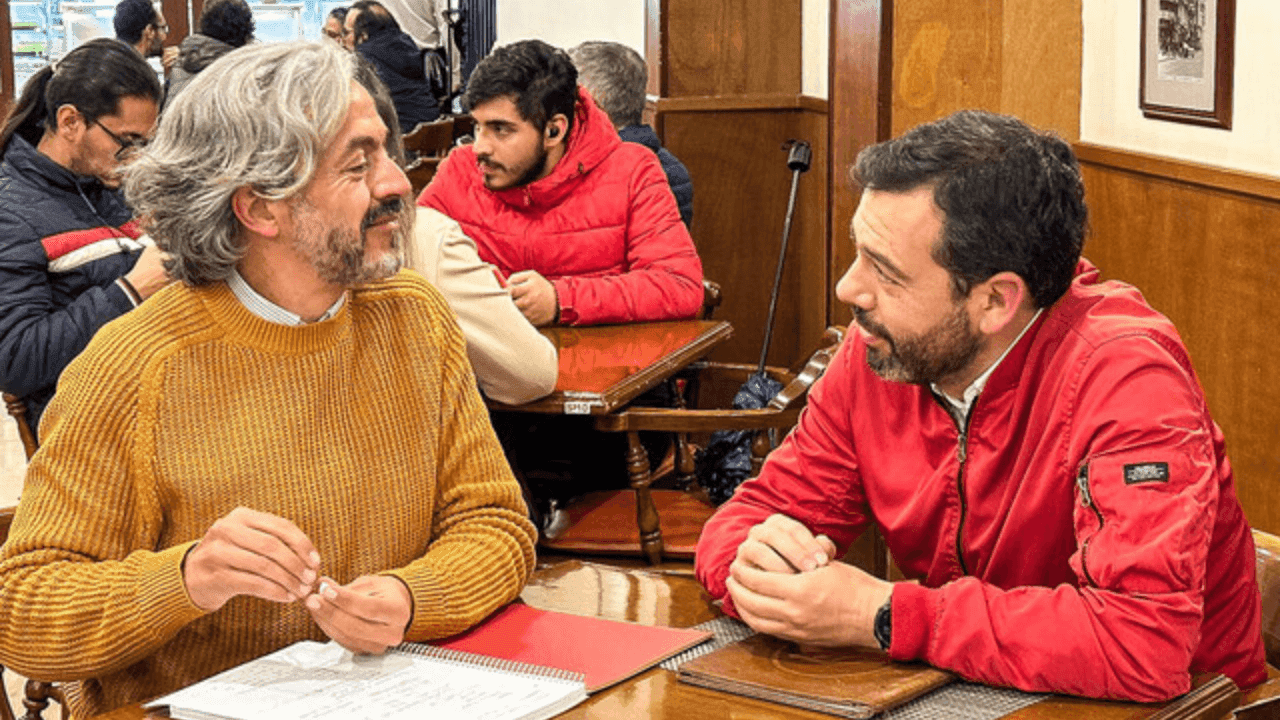 photologuephotos2023-10galan_y_oviedo_se_reunenpng