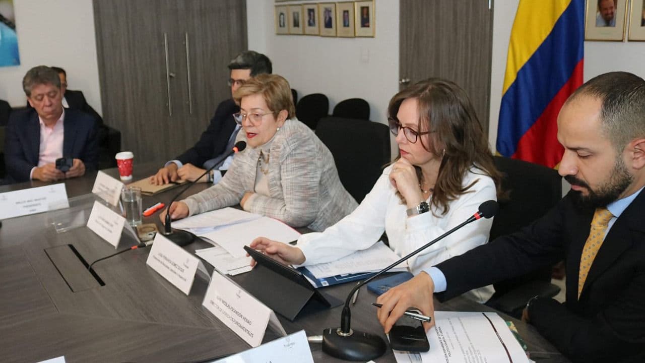photologuephotos2024-11negociacion_salario_minimo_2jpeg