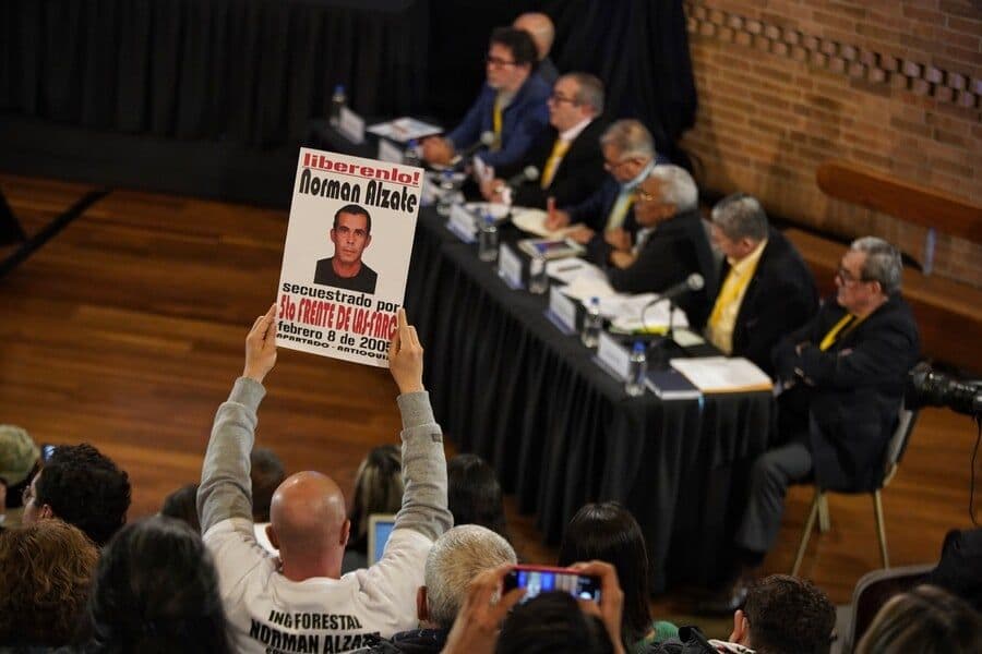 Tercer Día de la Audiencia Pública de Reconocimiento al Último Secretariado de las FARC-EP por los Secuestrados