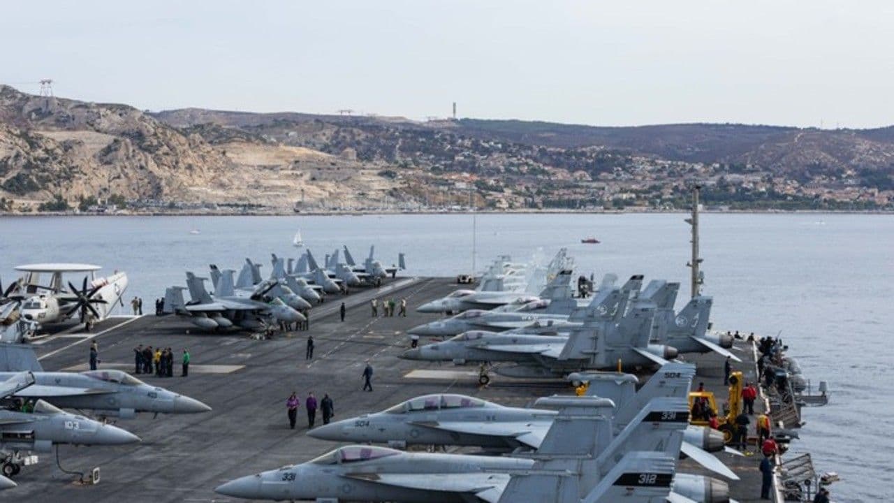 Portaaviones Gerald R. Ford. Créditos: @USNavy