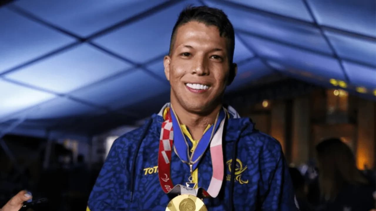photologuephotos2024-08nelson_crispin_medallista_de_oro_en_los_juegos_paralimpicos_de_paris_2024png photologuephotos2024-08nelson_crispin_medallista_de_oro_en_los_juegos_paralimpicos_de_paris_2024png