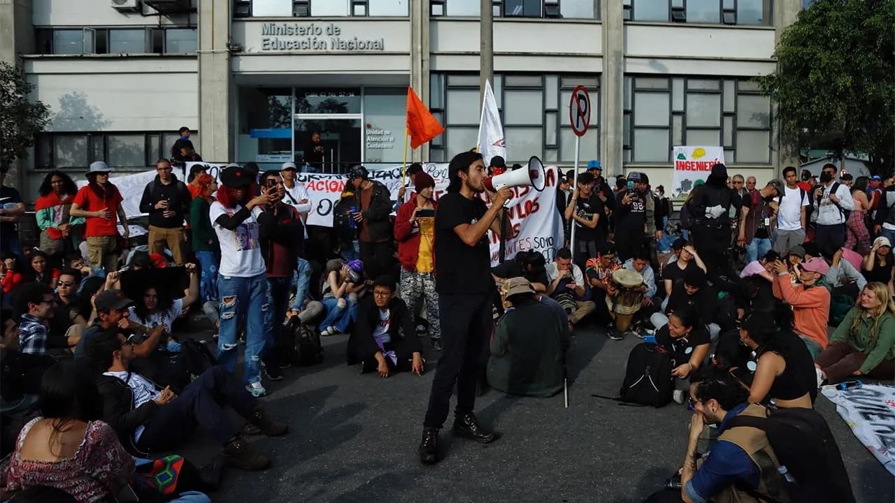 photologuephotos2025-01marchas_estudiantilesjpg photologuephotos2025-01marchas_estudiantilesjpg