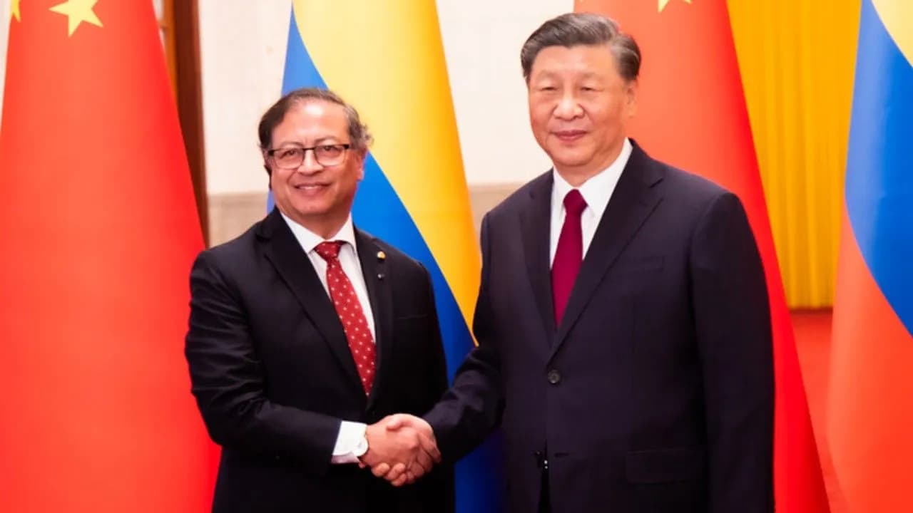 photologuephotos2025-05gutavo_petro_y_chinajpg photologuephotos2025-05gutavo_petro_y_chinajpg