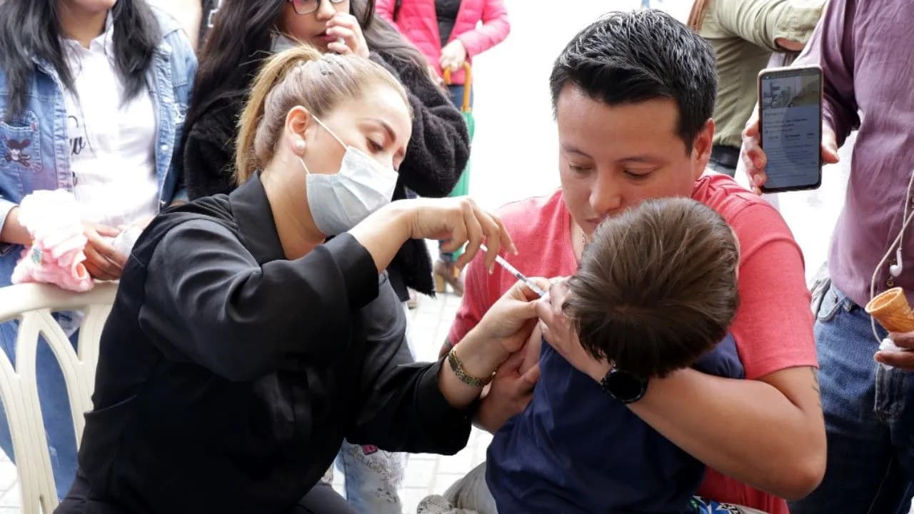 photologuephotos2025-04vacunacion_fiebre_amarillajpg photologuephotos2025-04vacunacion_fiebre_amarillajpg