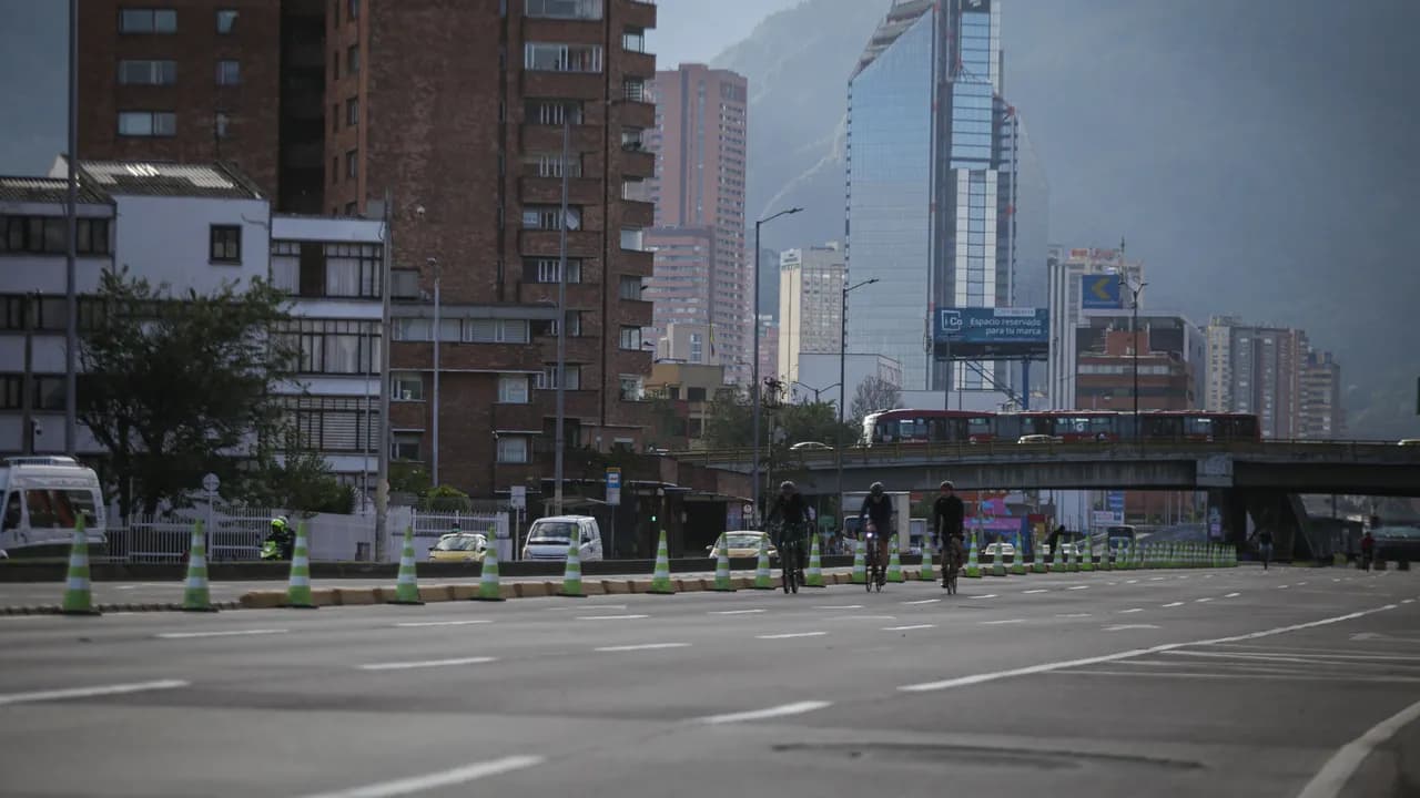 Jornada del Día sin Carro en Bogotá impulsa el uso del transporte público y la movilidad sostenible Jornada del Día sin Carro en Bogotá impulsa el uso del transporte público y la movilidad sostenible