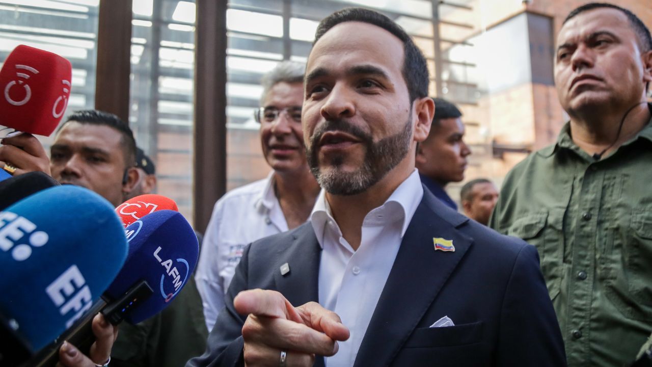 Abelardo de la Espriella, líder del movimiento Firmes por la Patria