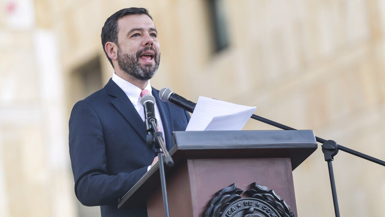 carlos_fernando_galan_0.jpg