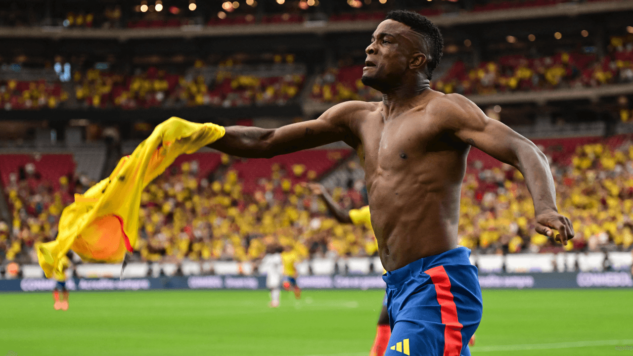 jhon_cordoba_futbolista_de_la_seleccion_colombia.png