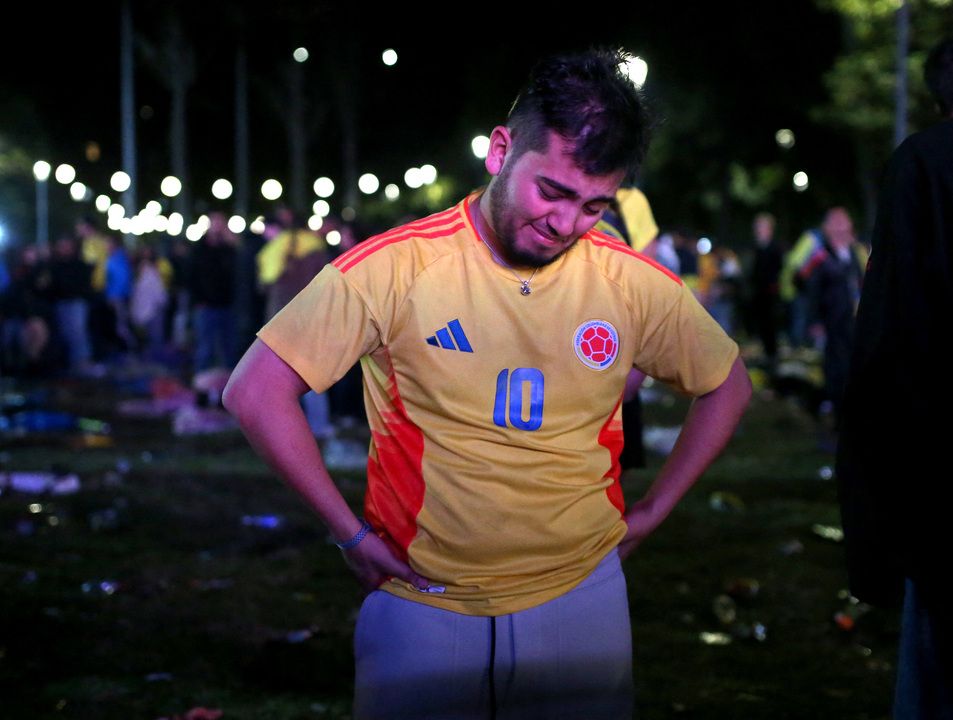 2024-07-15t041920z_750659329_up1ek7f0c065h_rtrmadp_3_soccer-copa-arg-col-fans_1.jpg