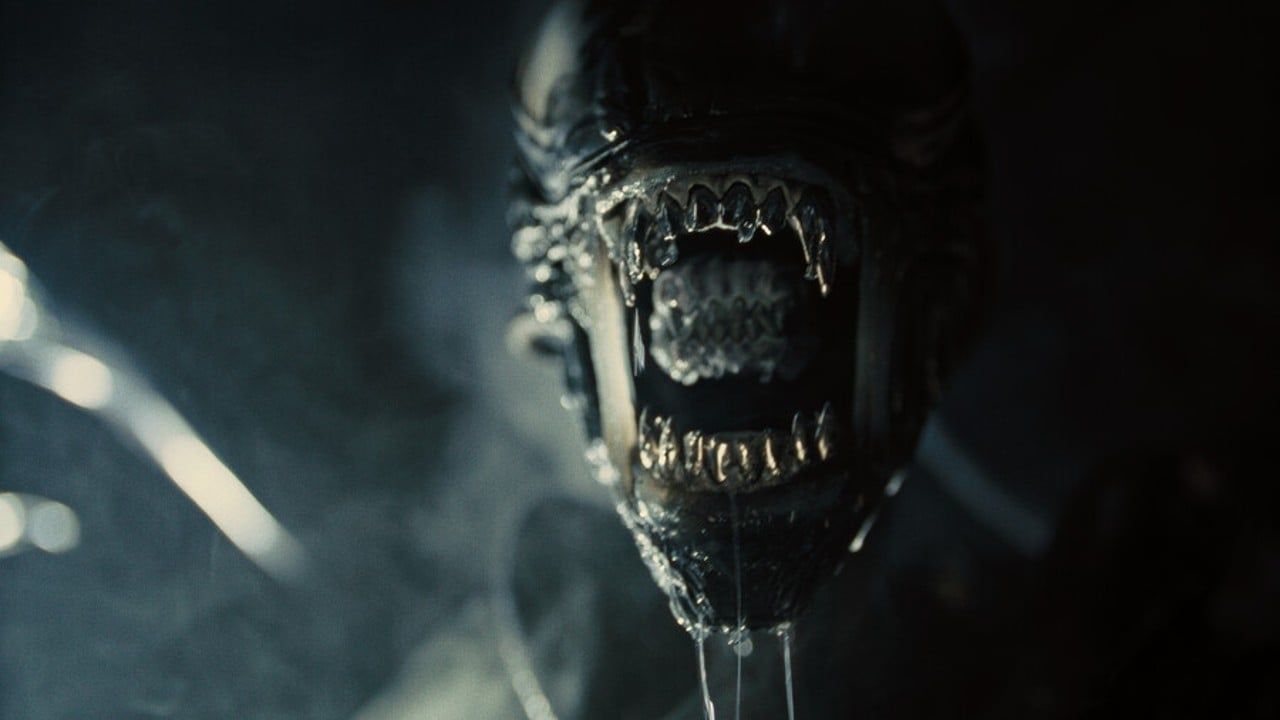 photologuephotos2024-08alien_sagajpg