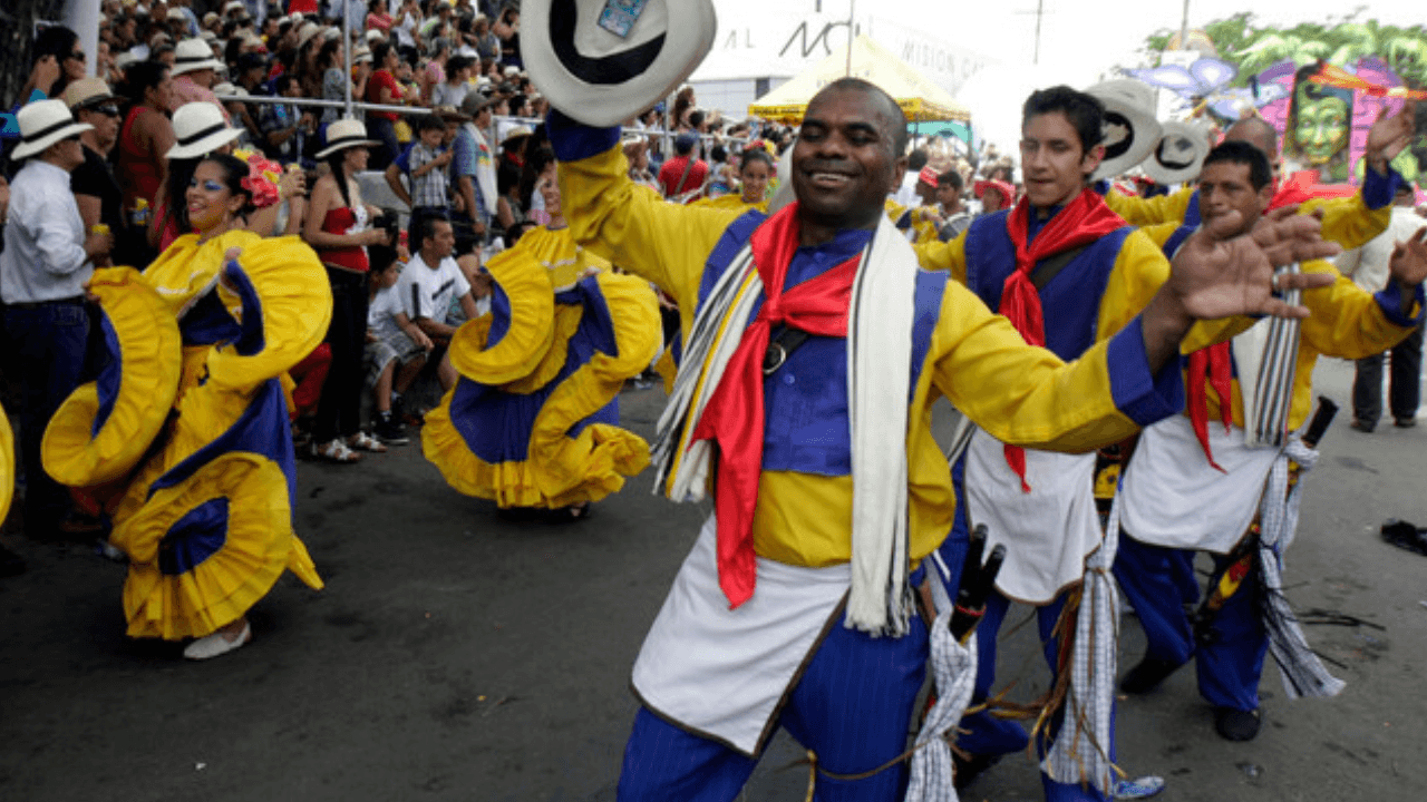 celebracion_por_las_calles_de_neiva.png