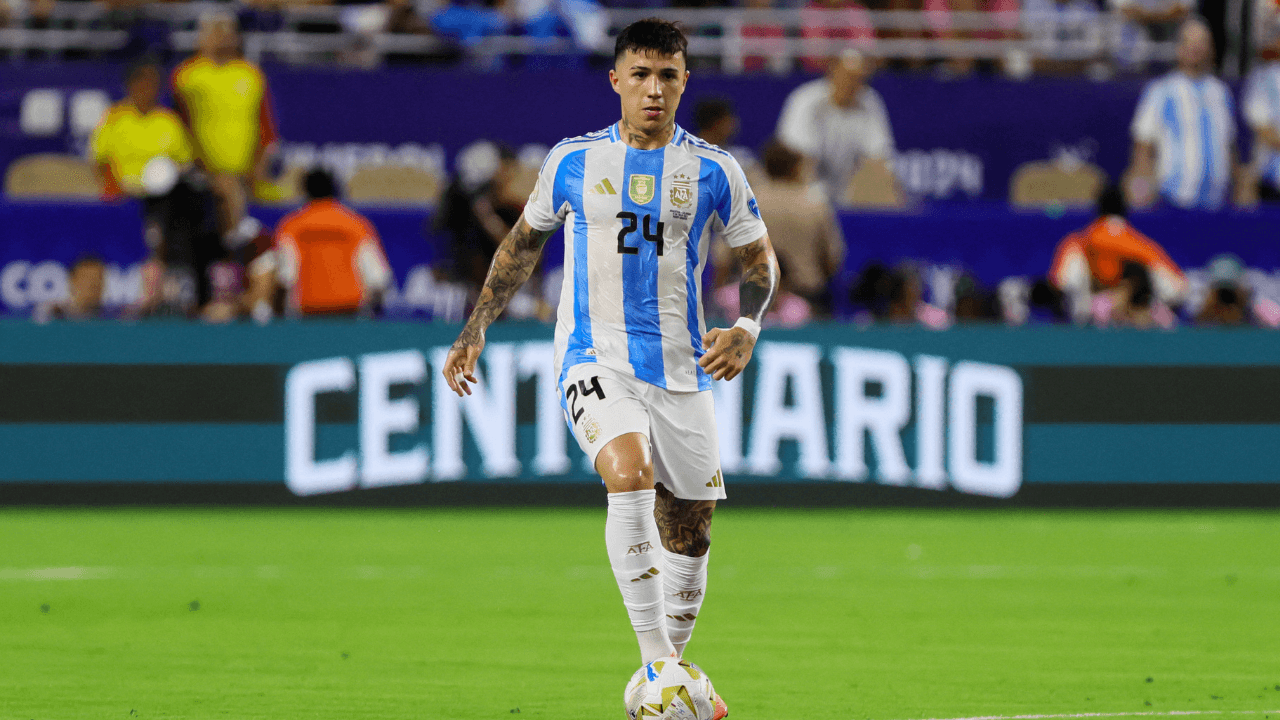 enzo_fernandez_futbolista_de_la_seleccion_argentina.png