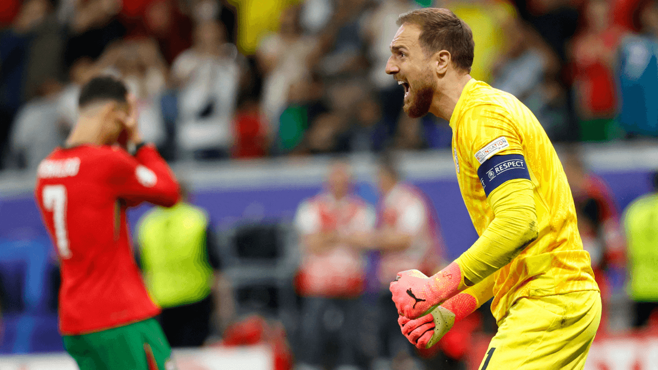 oblak_celebra_su_atajada_ante_cristiano_ronaldo.png
