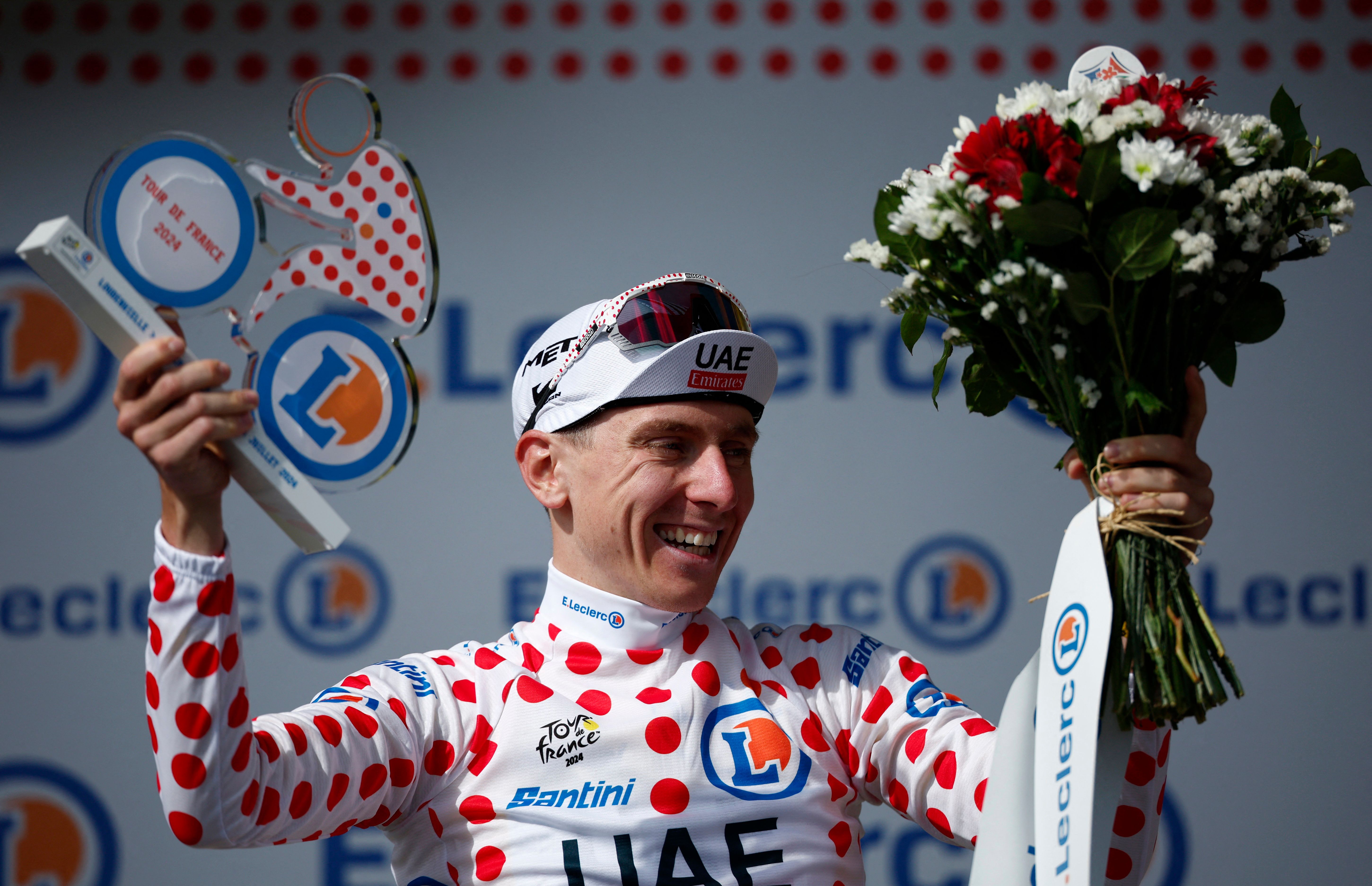 2024-07-14t160305z_1099127121_up1ek7e18l3so_rtrmadp_3_cycling-france.jpg
