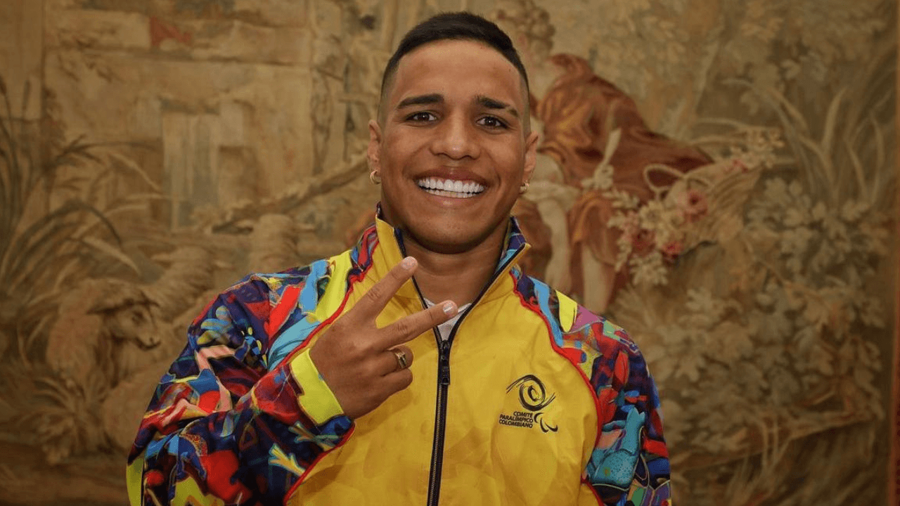 carlos_daniel_serrano_abanderado_de_colombia_en_los_juegos_paralimpicos_de_paris_2024_2.png