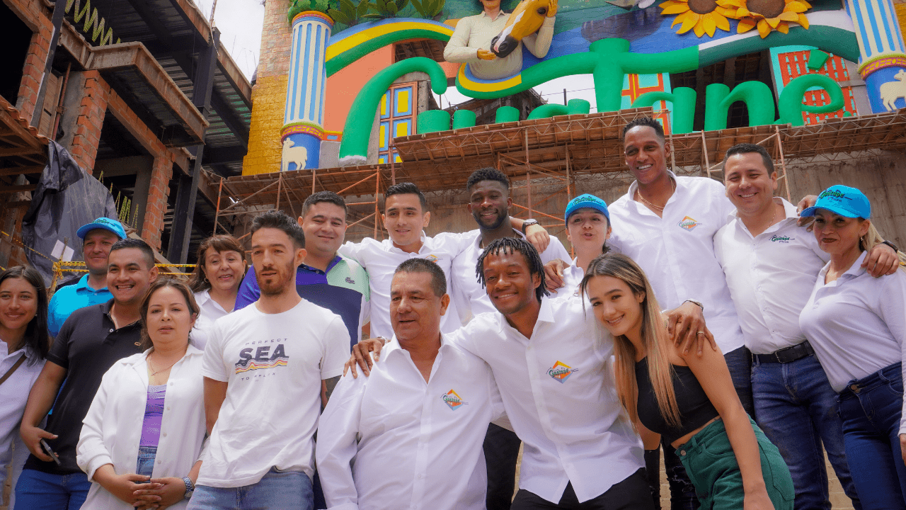 mina_convencio_a_cuadrado_y_lerma_de_unirse_al_proyecto.png