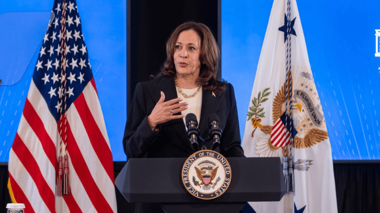 posible-formula-vicepresidencial-kamala-harris.png