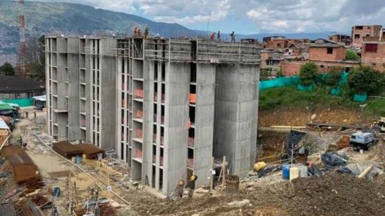 subsidios_de_vivienda_de_17.000_familias_estan_embolatados_que_esta_pasando.jpg