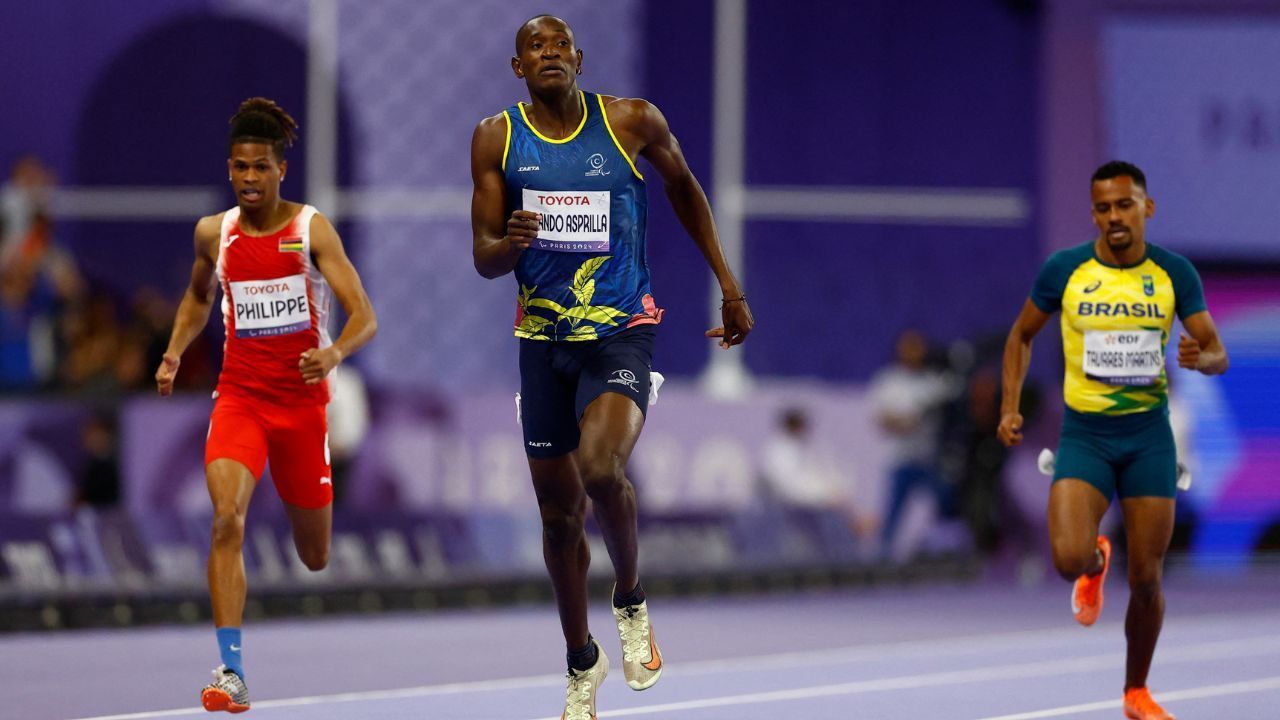 sebastian_obando_gano_oro_en_los_400_metros_planos.jpg