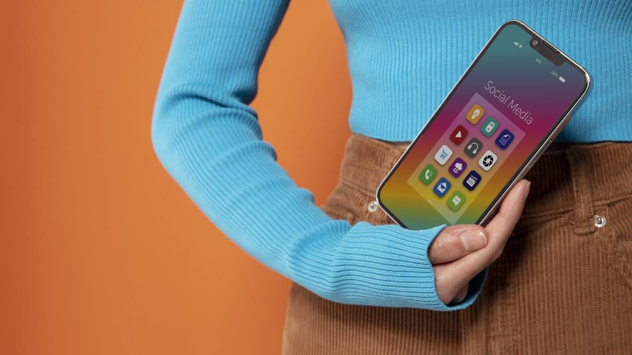 iphonee.jpg