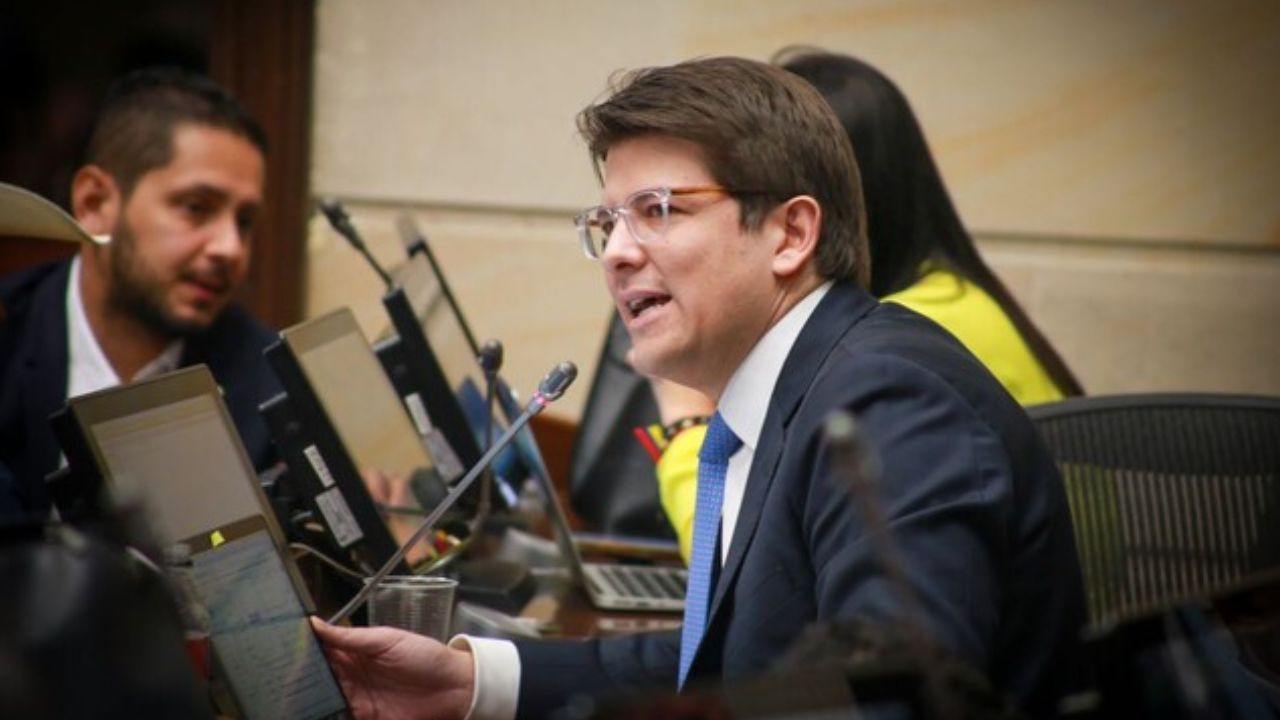 senador_miguel_uribe_turbay.jpg