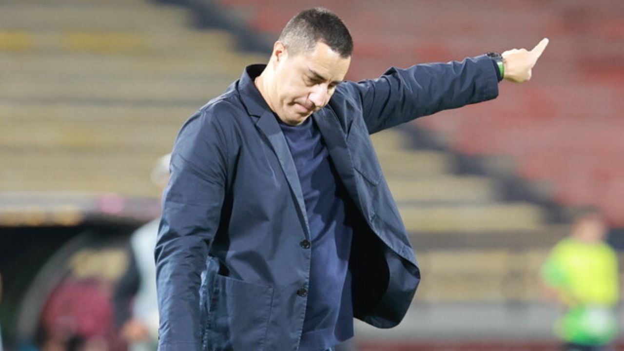 photologuephotos2024-11efrain_juarez_entrenador_de_atletico_nacional_sancionadojpg
