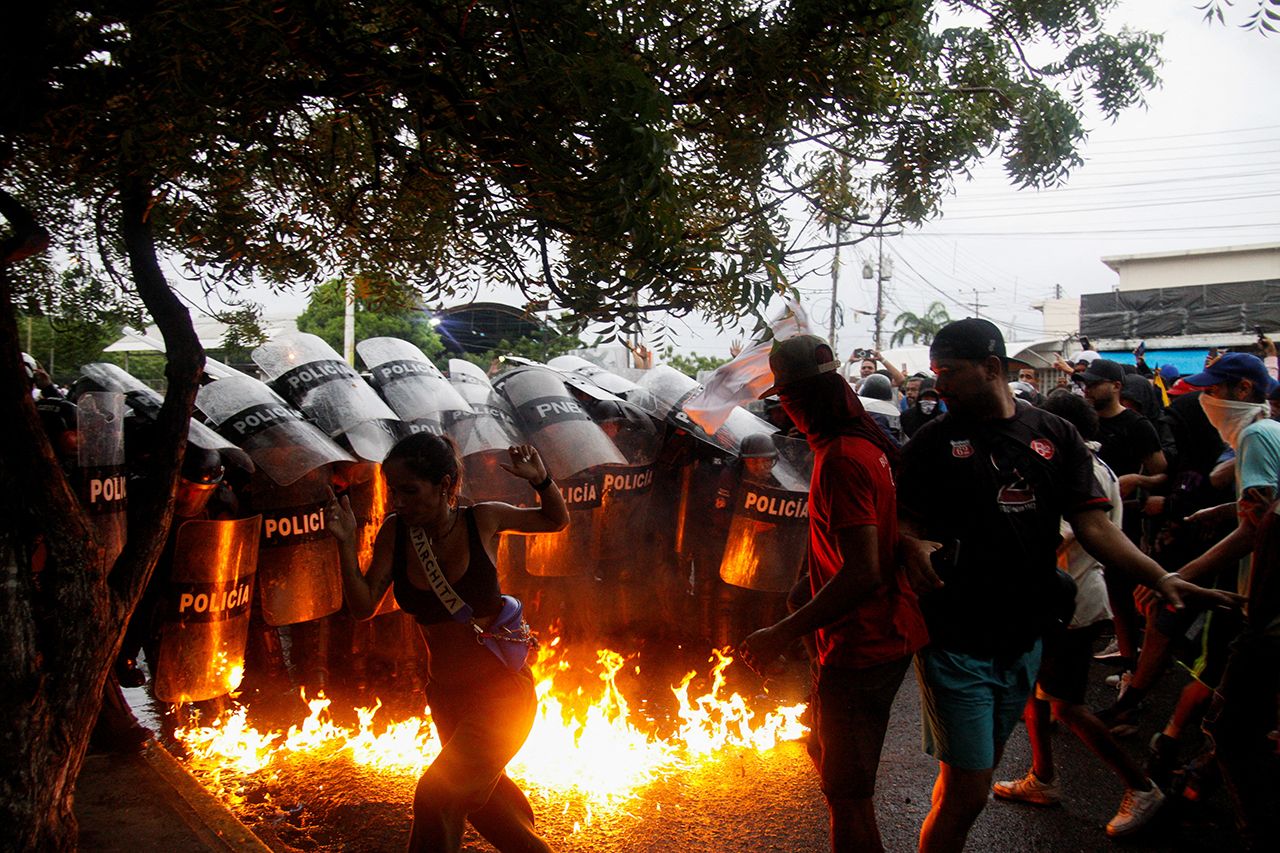 2024-07-29t221612z_1826153047_rc2t49agl7kr_rtrmadp_3_venezuela-election_1.jpg