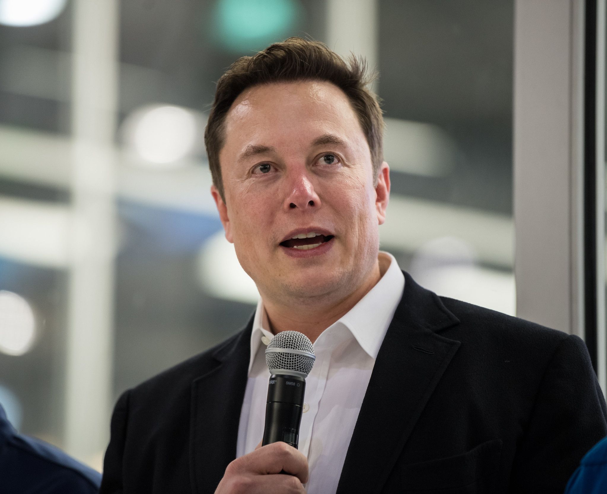 elon_musk_nasa.jpg