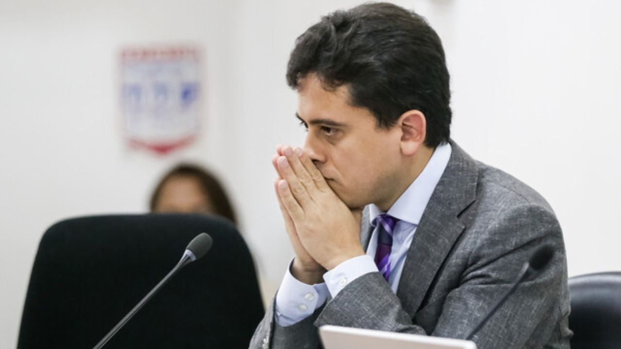 la_denuncia_del_exdirector_de_la_dian.jpg