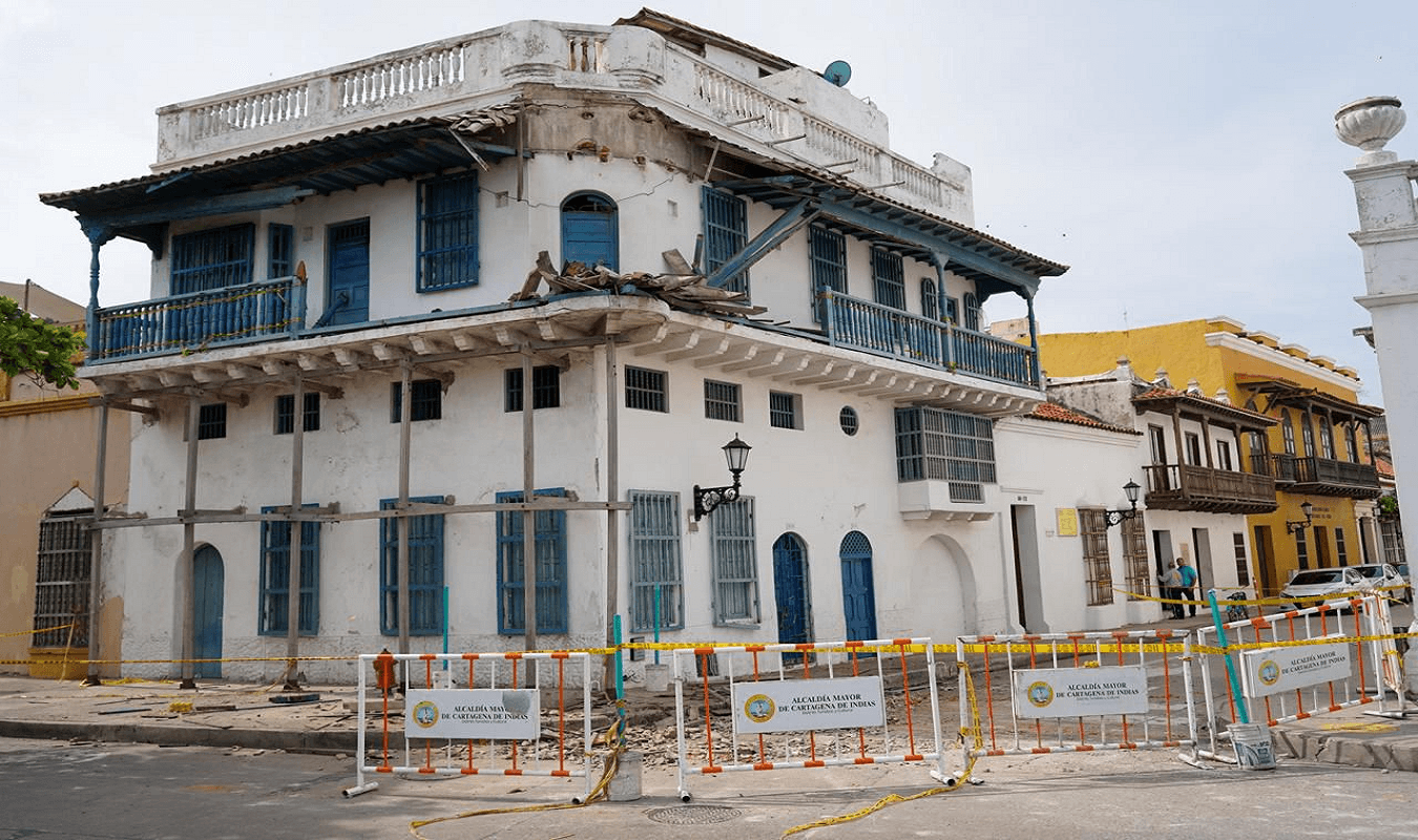 cartagena_casas_deterioradas_2.png