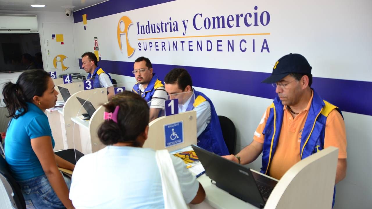 sic_sanciono_a_risks_international_con_millonaria_multa_y_pidio_cese_de_las_operaciones_durante_seis_meses.jpg