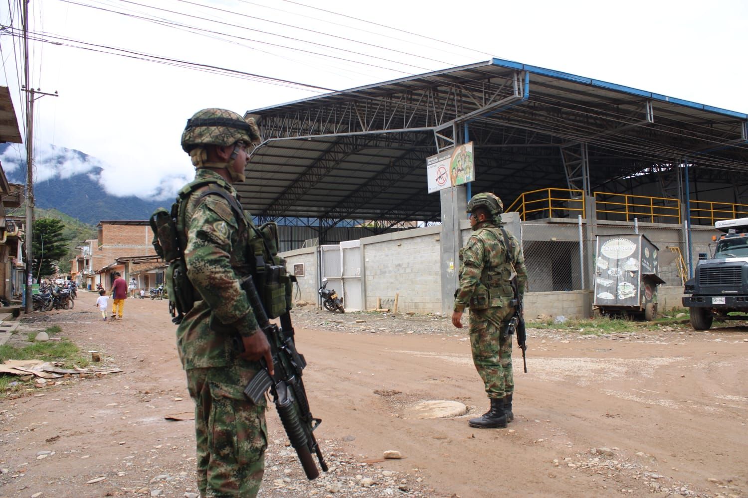 fuerzas_militares_operacion.jpg