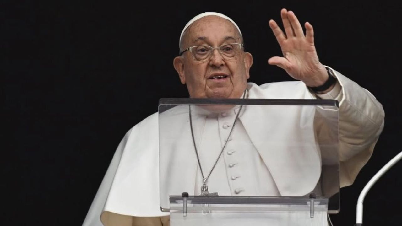 _el_papa_francisco_sigue_en_estado_critico_pero_despierto_vaticano.jpg