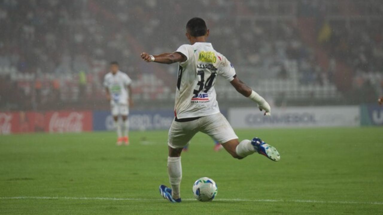 once_caldas_en_copa_sudamericana.jpg