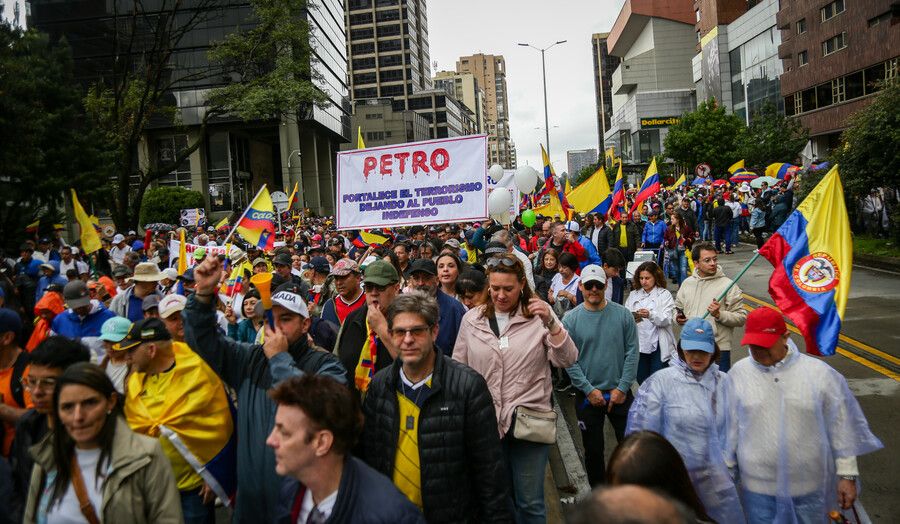 colp_303395.jpg