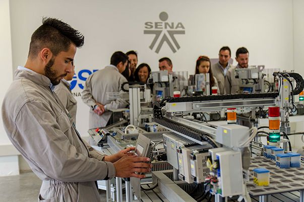 fueron-327-mil-los-colombianos-inscritos-para-formacion-titulada-en-el-sena_0.jpg