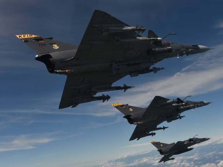 formacion_kfir_0_0.jpg