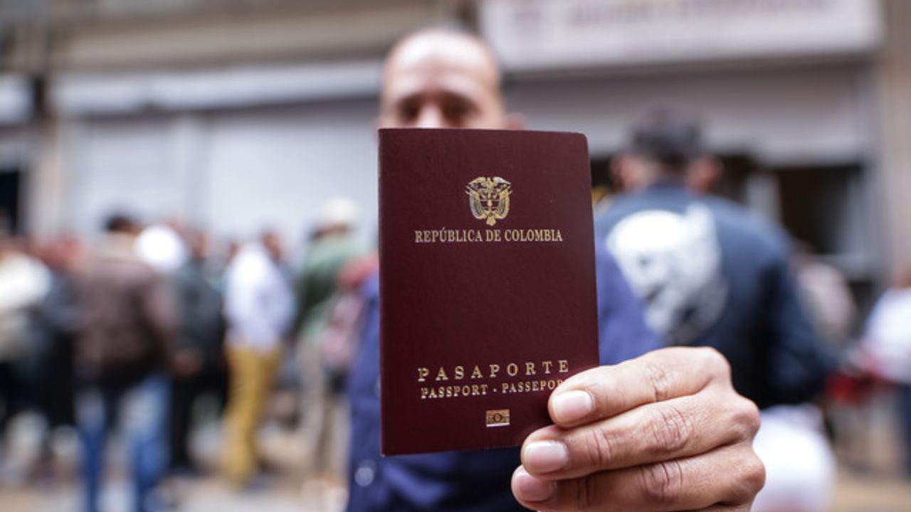 photologuephotos2025-07pasaportes_colombiajpg