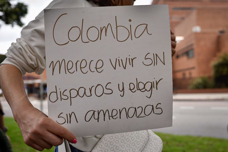 colp_323240.jpg