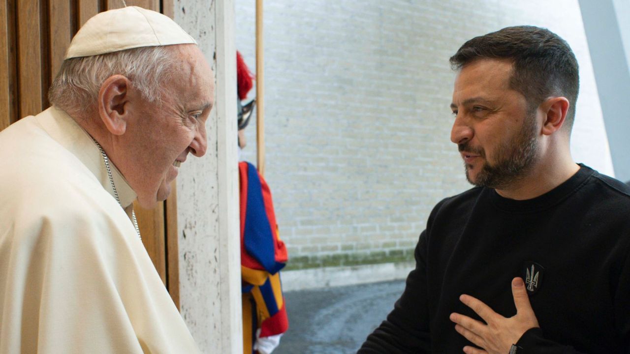 zelenski_y_el_papa_francisco_0.jpg