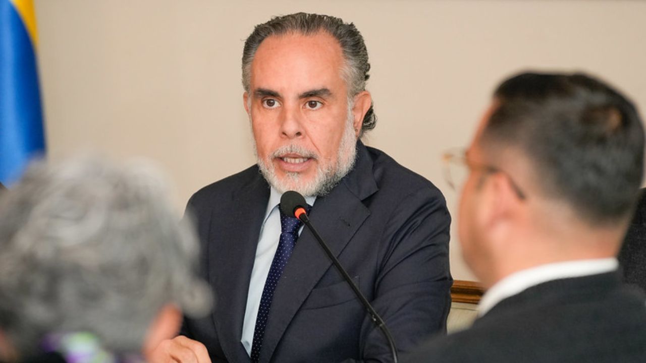 bnedetti_sobre_consulta_popular_0.jpg