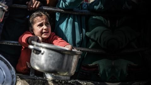 hero-emergencia-gaza-nina-alimento-unicef_3.jpg