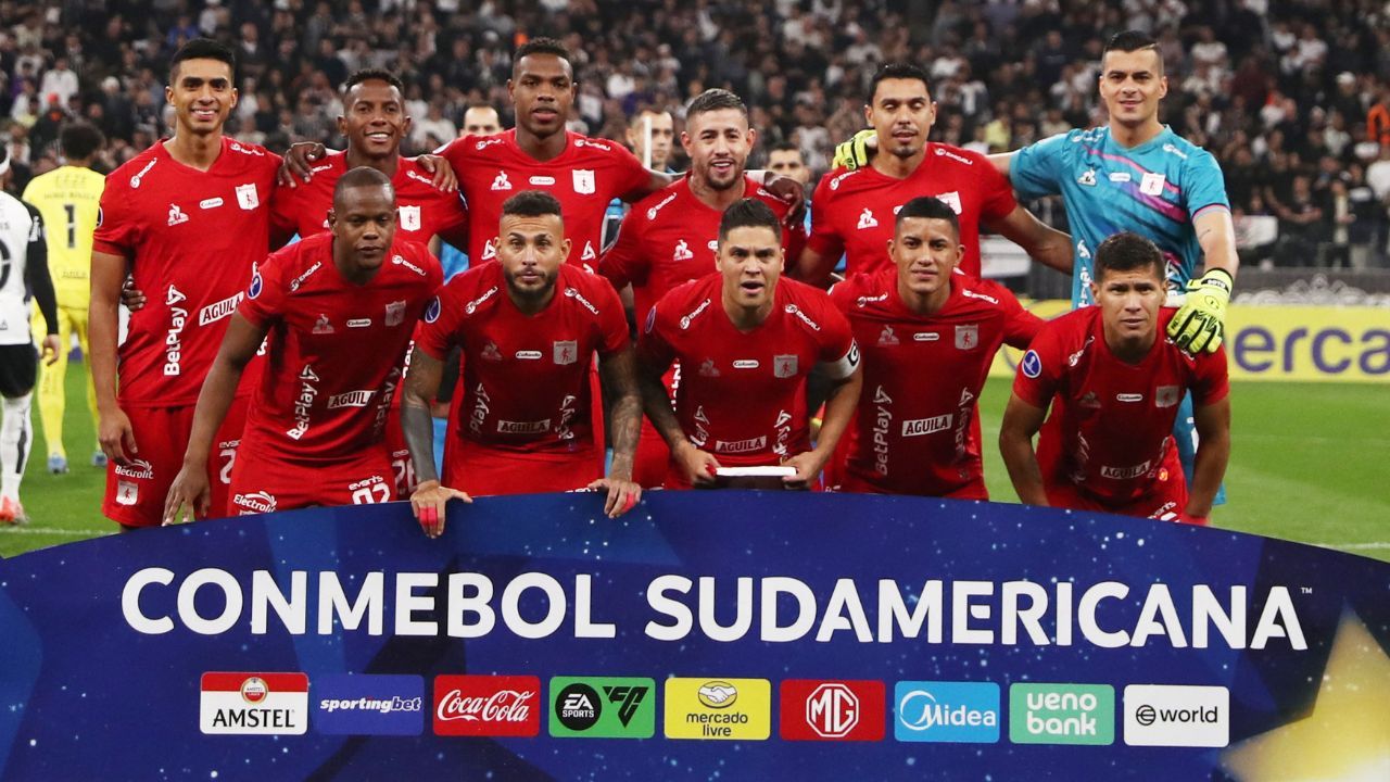 formacion_titular_de_america_en_copa_sudamericana_0.jpg