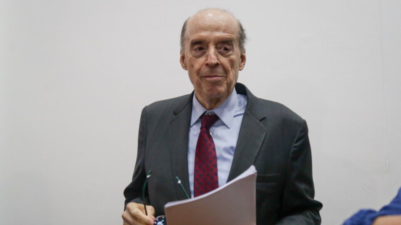 excanciller_leyva_0.jpg