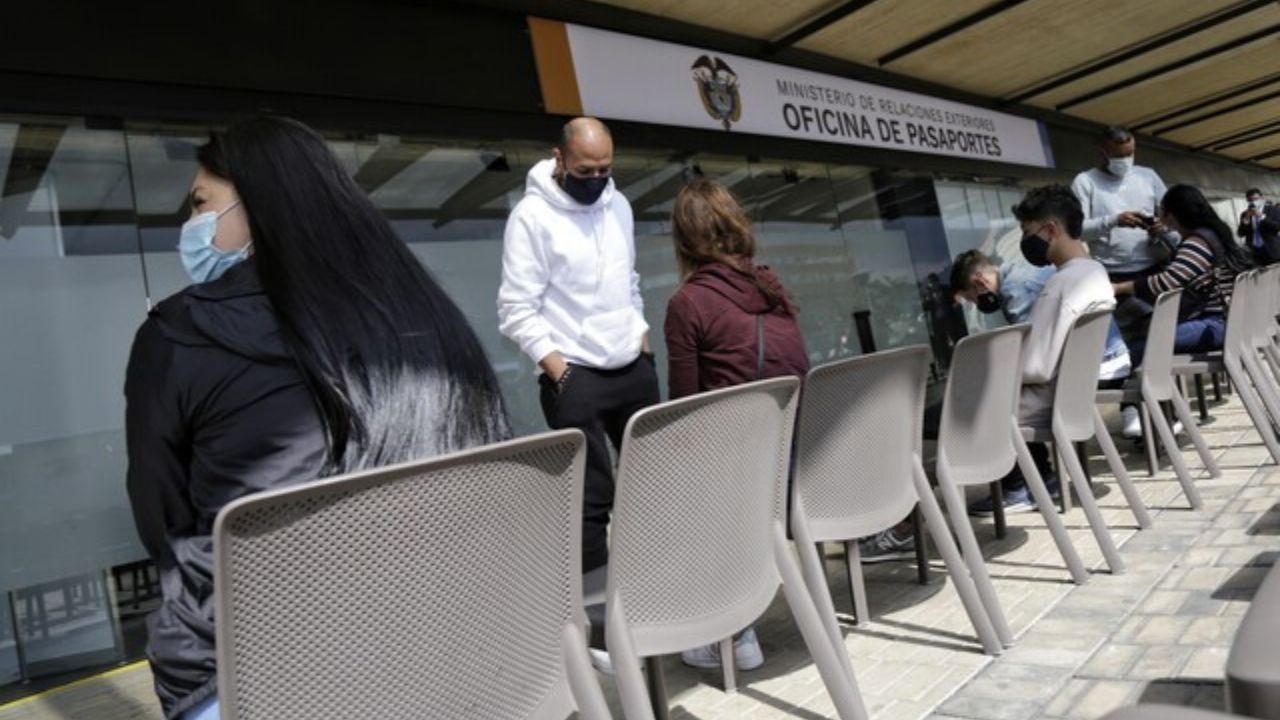 oficina_pasaportes_2.jpg