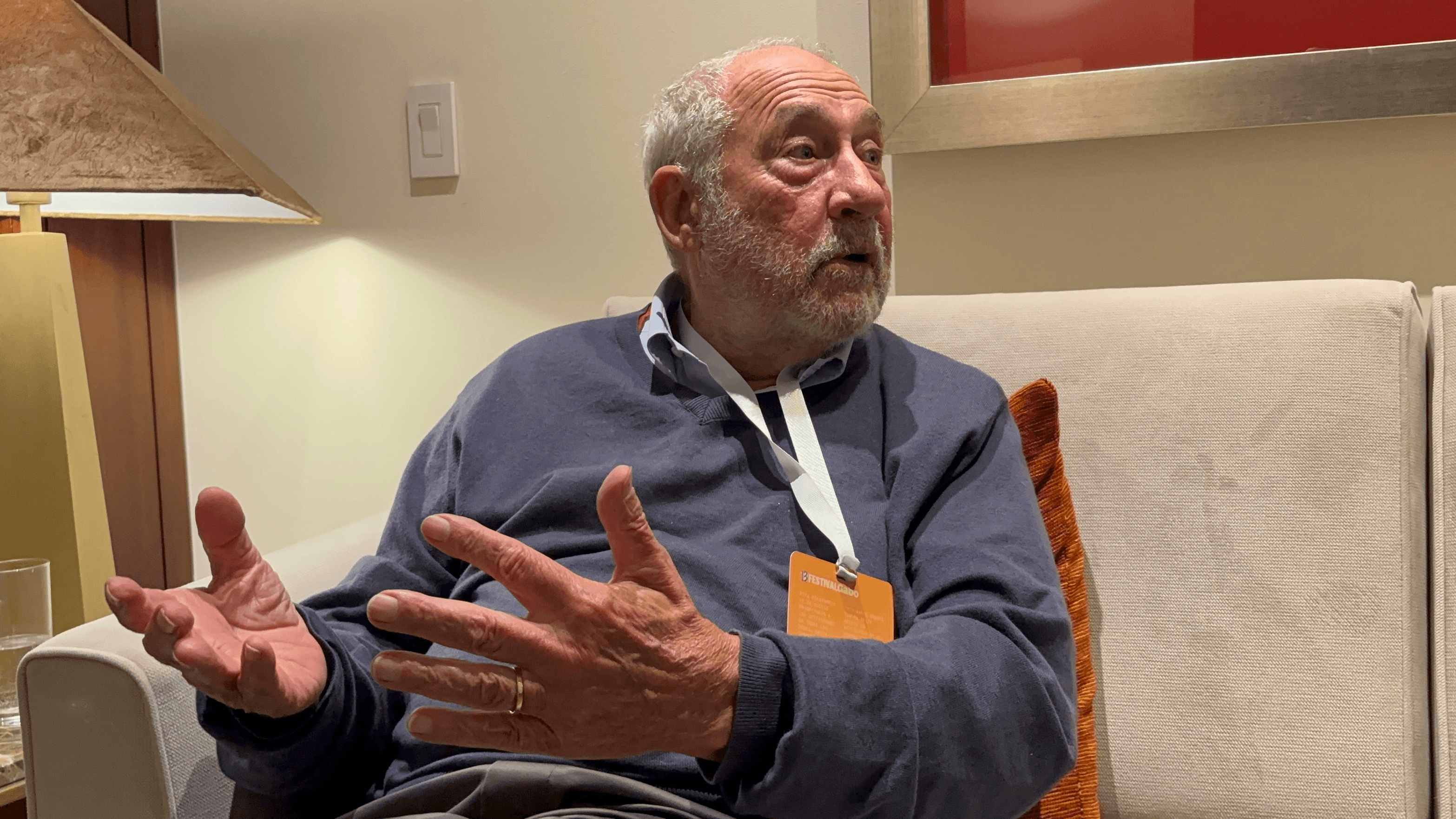 joseph_stiglitz_2_laura_becerra_0.png