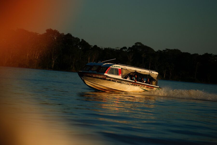 colp_081603.jpg