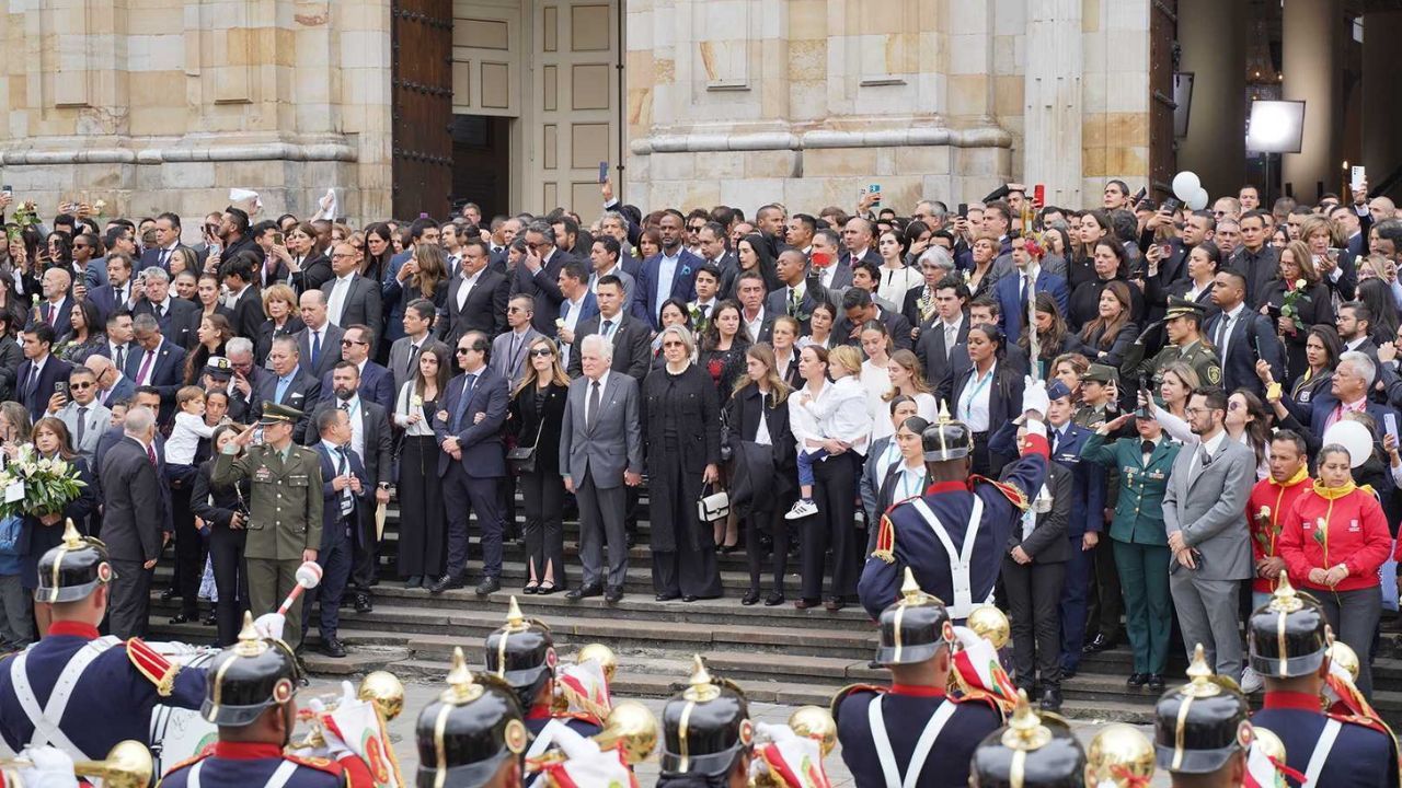 acto_funebre_miguel_uribe_turbay.jpg