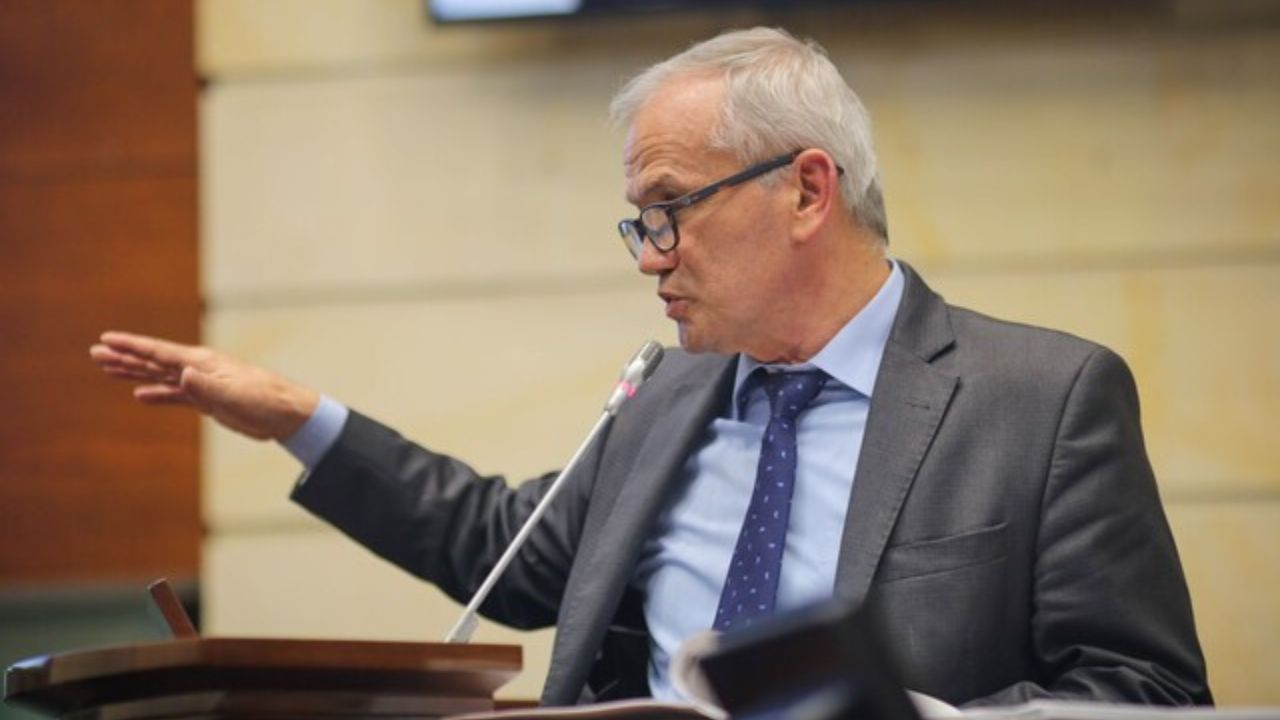 carlos_ramon_gonzalez.jpg
